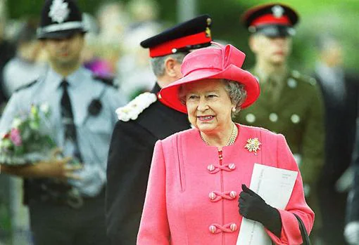 La Reina Isabel II celebra sus 94 años en un momento crítico para la humanidad