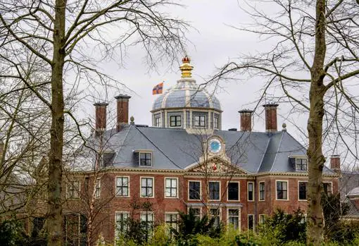 La fachada exterior del palacio Huis ten Bosch