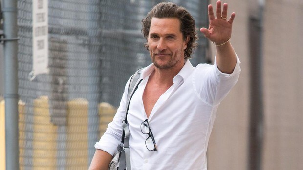 Matthew McConaughey dona 110.000 mascarillas a hospitales en Texas