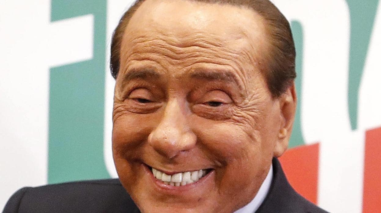 Silvio Berlusconi vive una segunda juventud en la Italia poscovid