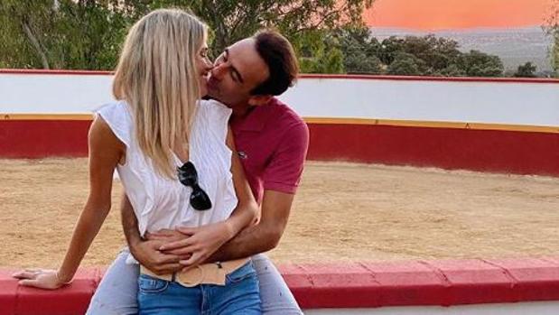 Enrique Ponce y Ana Soria pregonan su amor a los cuatro vientos: «Te amo más que a mi vida»