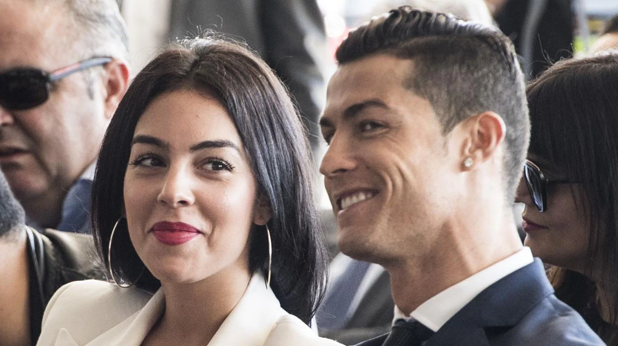 Cristiano Ronaldo y Georgina Rodríguez, la historia de amor que nació en  una tienda de Gucci