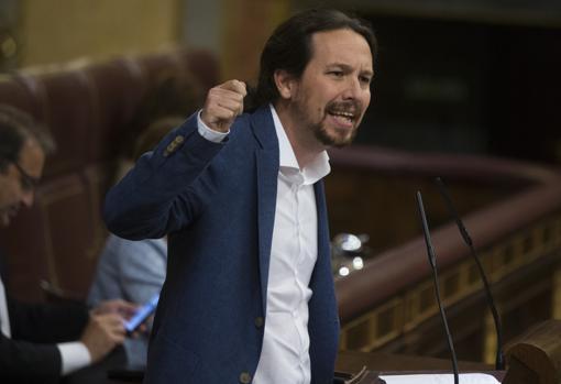 Pablo Iglesias regresa a sus orígenes estilísticos