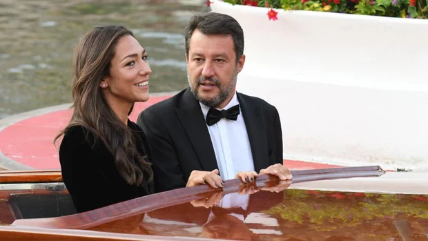 Pena de cárcel para el padre de la novia de Matteo Salvini, exvicepresidente italiano