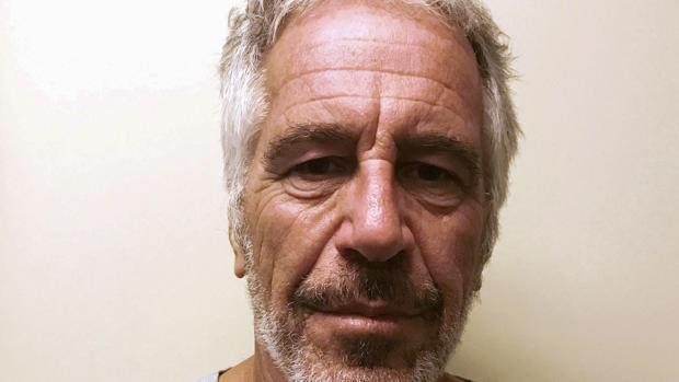 Muere el recluso que denunció los abusos que sufrió Jeffrey Epstein a manos de los guardias de la prisión