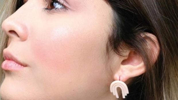 ¿Lóbulos caídos o rasgados? Estas son las alternativas que tienes para solucionarlo