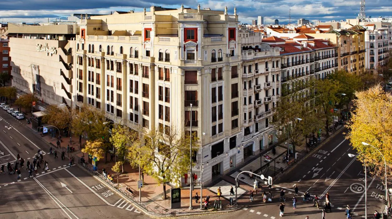 Fachada edificio Casa Decor 2022 en Goya 89