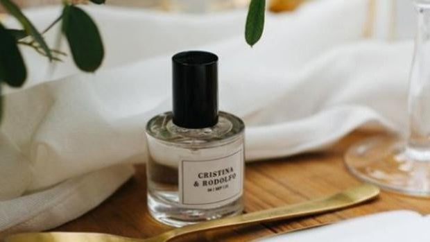 Perfumes personalizados: la última moda en regalos para invitados a bodas, bautizos o fiestas