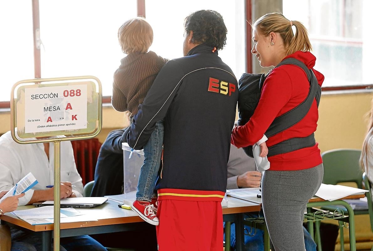 Así tratan los partidos políticos a la familia