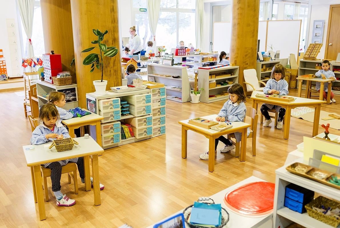 Aula de Infantil en el Colegio Montessori Palau de Gerona