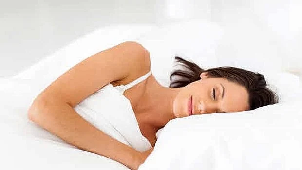 El tipo de almohada influye en el descanso.