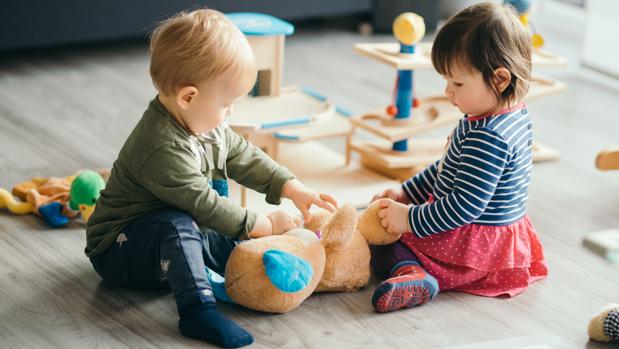 Centros de Educación infantil, «madres de día», ludotecas... estas son las principales diferencias