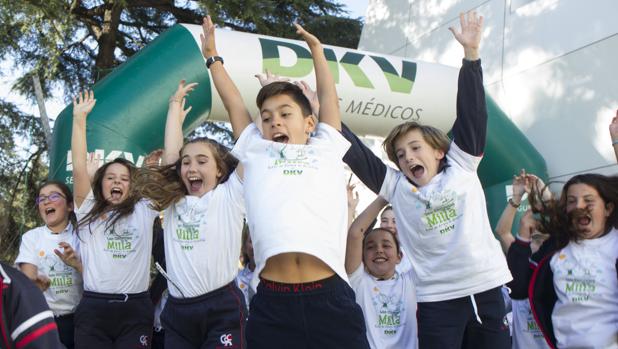 Proponen recorrer 1.600 metros a diario a los escolares para luchar contra la obesidad