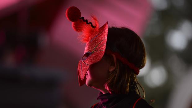 Cuidado con el maquillaje y con cubrir la cara de los niños con el disfraz de carnaval