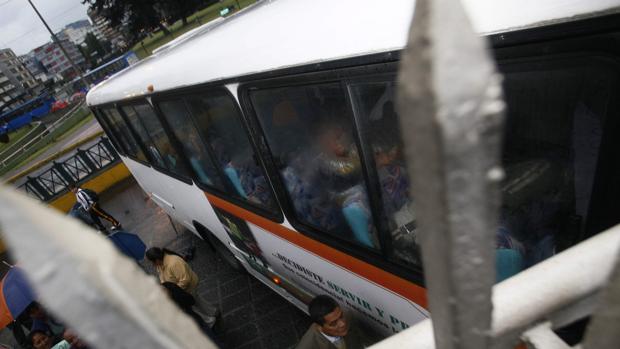 Diecisiete detenidos en un año por acosar a mujeres en el transporte público de la ciudad de Quito