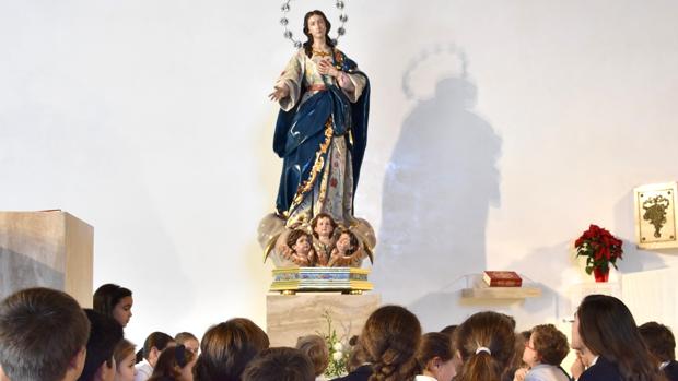 Nueva imagen de la Inmaculada para el Colegio CEU San Pablo Sevilla