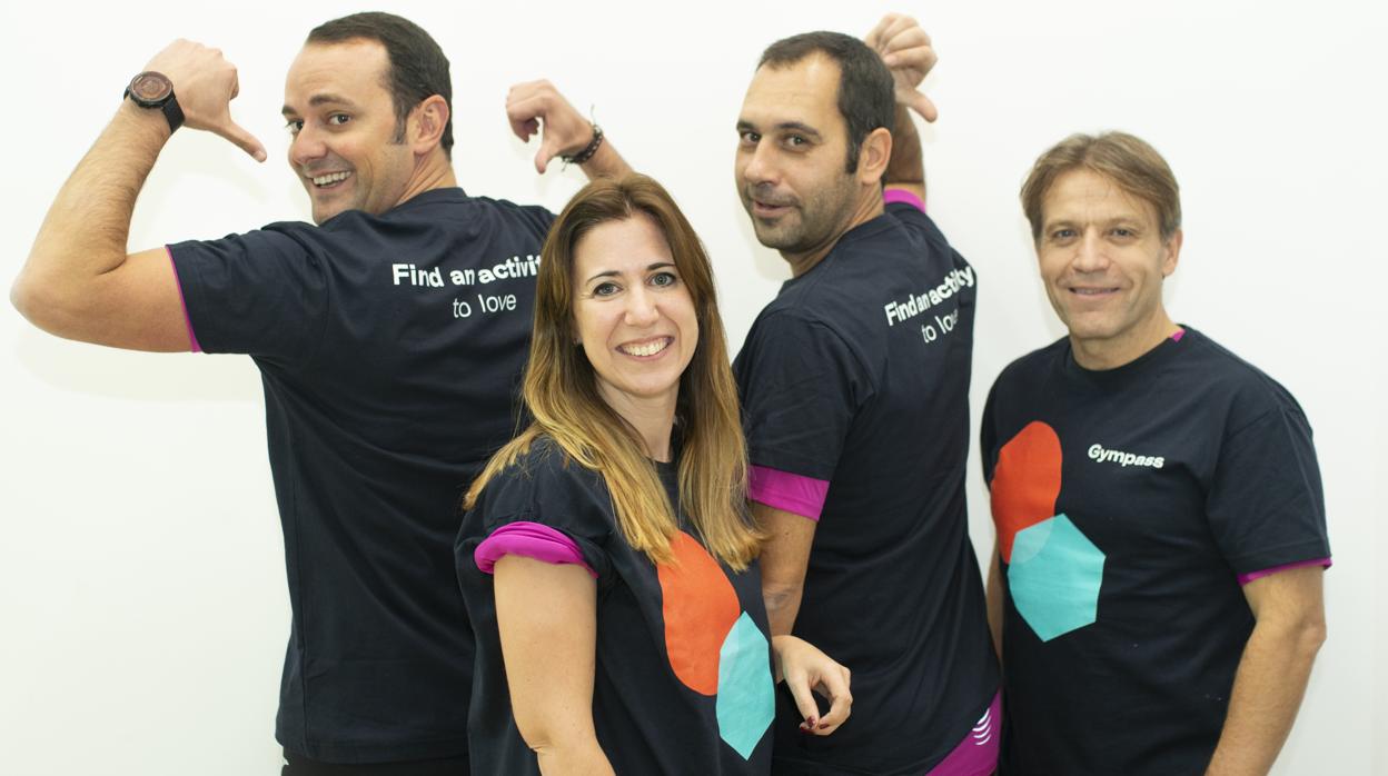 Nacho, María, Juan Carlos y Óscar, participantes en el reto Gympass.