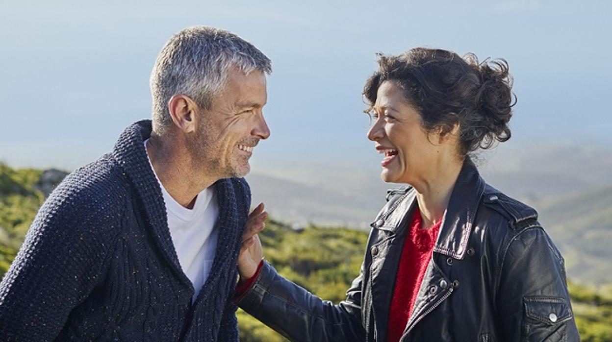 Sentido del humor y buena conversación son las claves en la búsqueda de pareja durante esta etapa de la vida