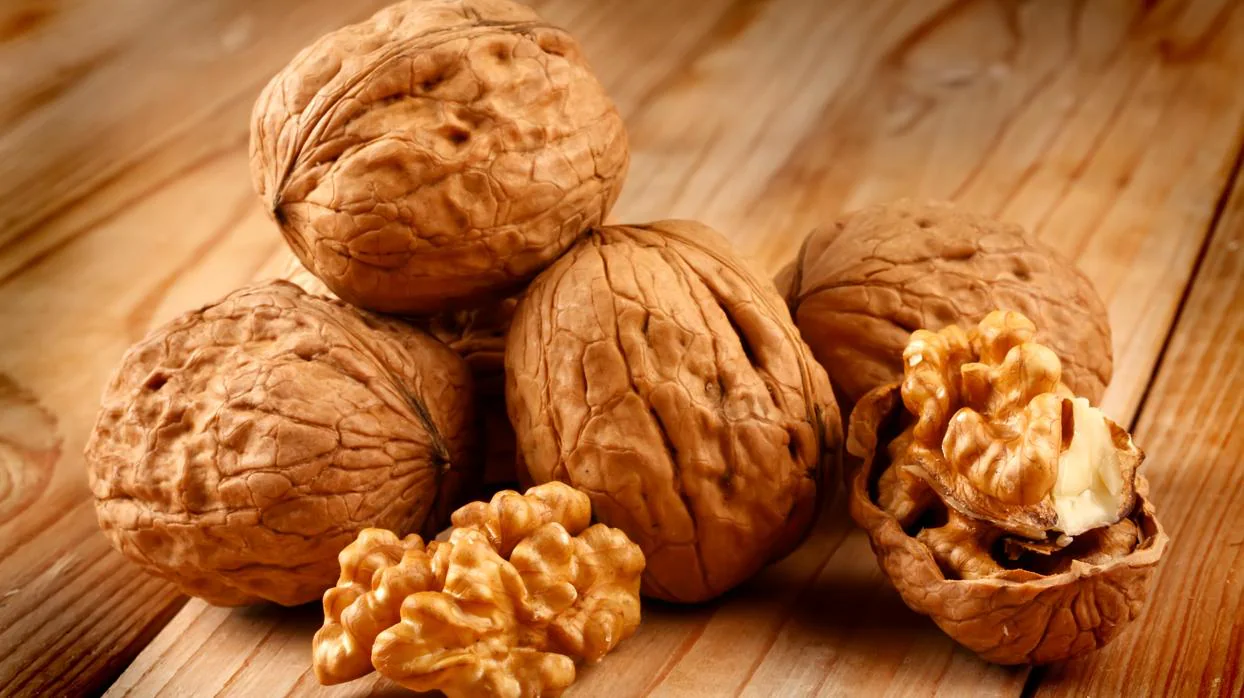 Las nueces favorecen el desarrollo neurológico, además de las avellanas, los cacahuetes, los piñones y las almendras