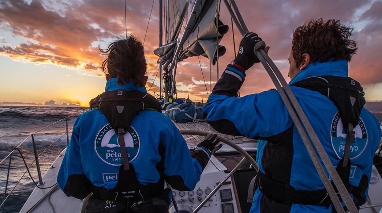 Cinco mujeres atravesaron el Atlántico en 13 días y 8 horas en un velero de 73 pies