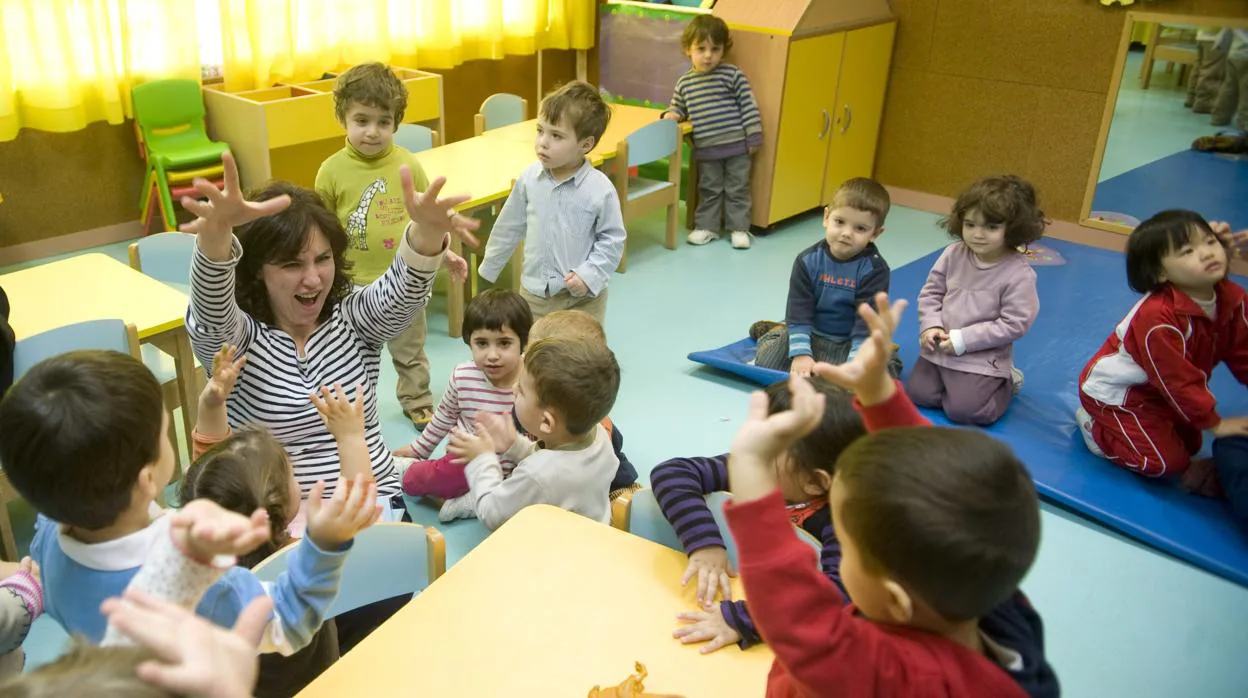 Imagen de archivo de una escuela infantil para niños sordos