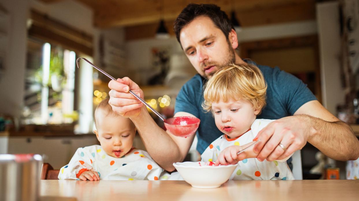 El 4,5% de los hombres reduce la jornada por sus hijos: ¿corresponsabilidad?