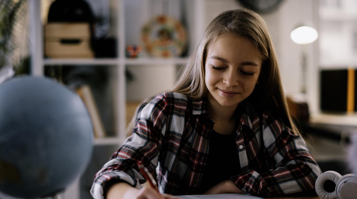 «Los alumnos están muy implicados y han comprendido que no están de vacaciones»