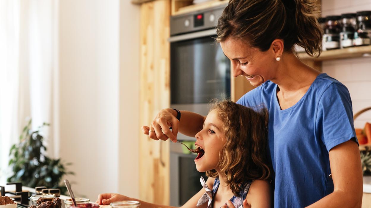 «Cuidado con gestos cotidianos como probar la comida que estamos preparando»