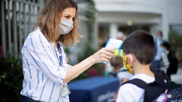 La advertencia de los pediatras a los padres: «No emitiremos justificantes para que no llevéis a vuestros hijos al colegio»