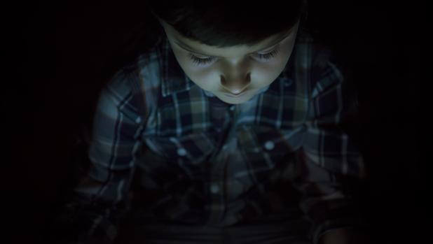 Cinco consejos para desenganchar a los niños de las pantallas