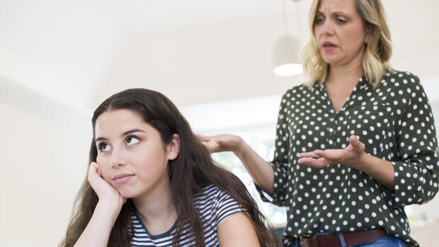 Adolescentes: cómo actuar en casa ante las nuevas medidas restrictivas
