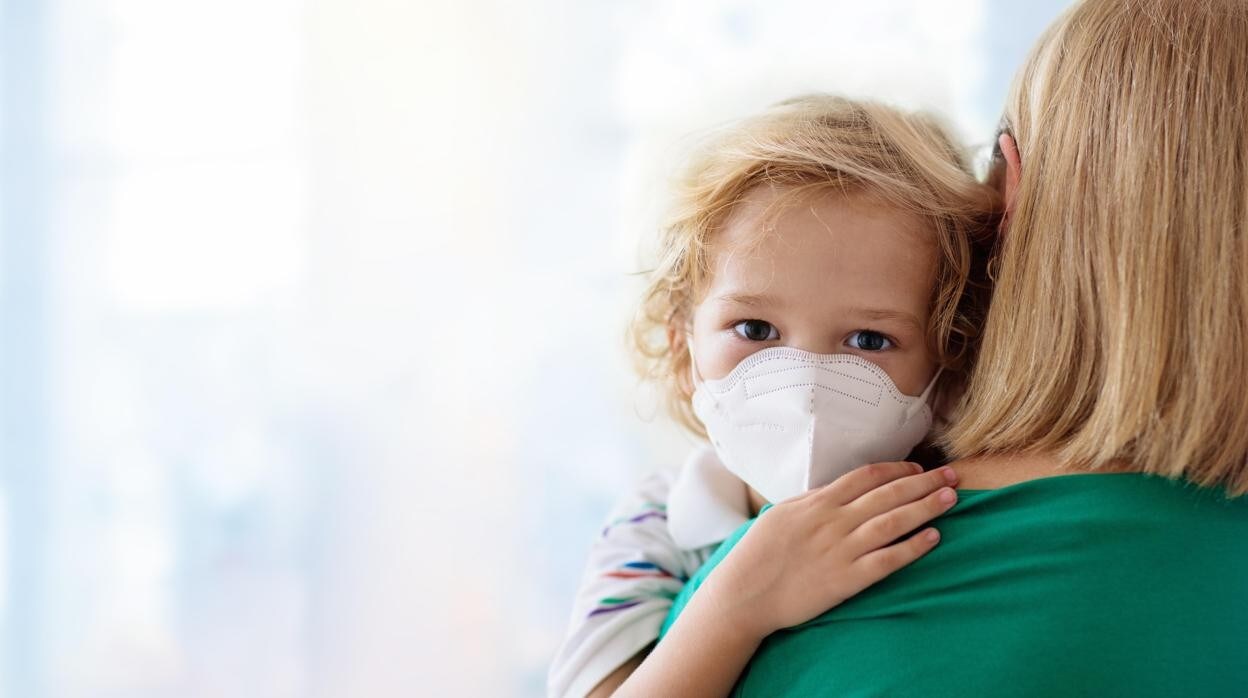 Los hábitos adquiridos en la pandemia provocan una caída «vertiginosa» de gripe y bronquiolitis en menores