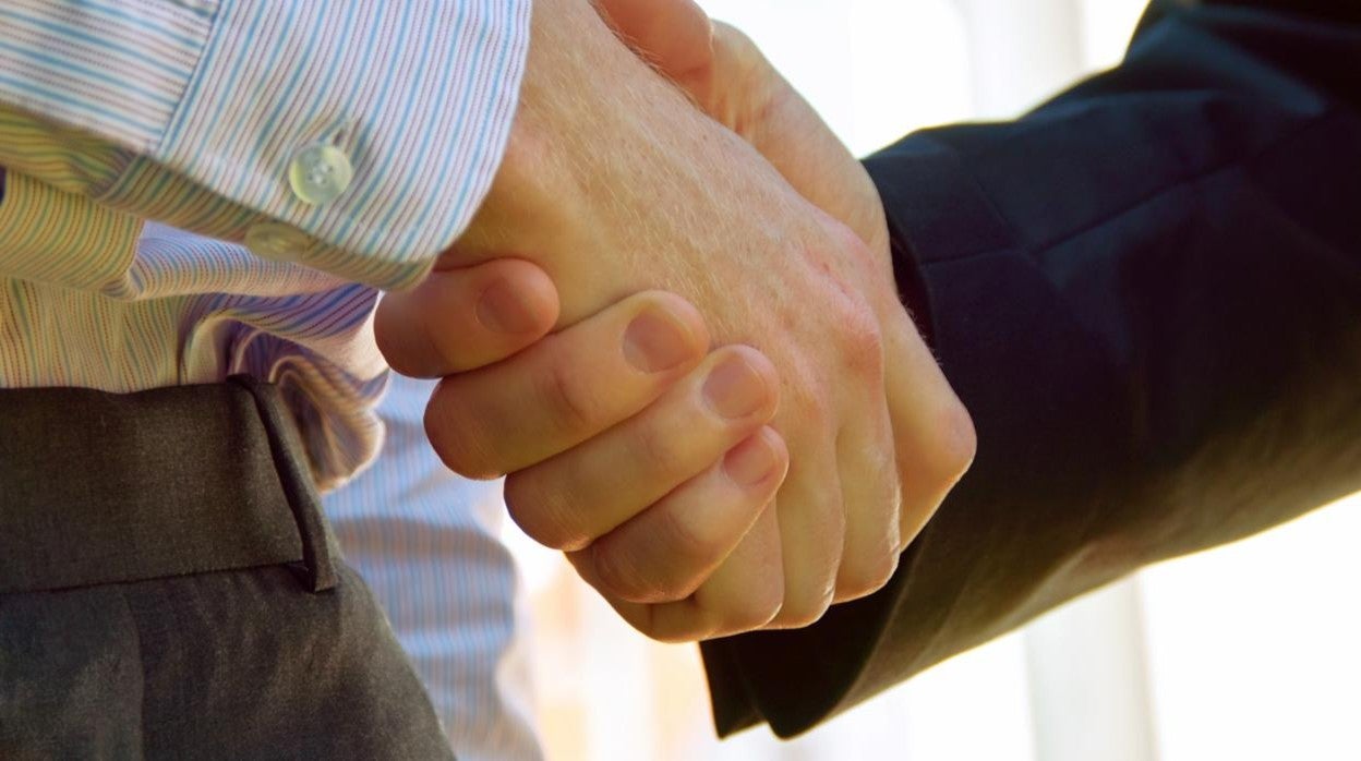 «Debemos exigir al Gobierno que en los horarios laborales haya determinación; pero no mañana, hoy»