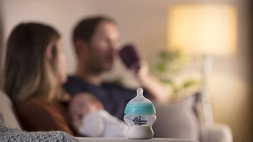 ¿Qué me aporta un biberón natural feeling?