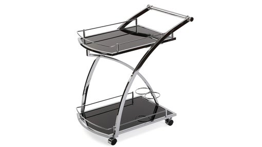 Camarera negra y plateada