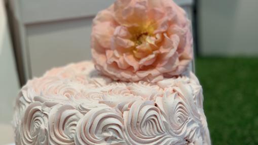 'Layer Cake', tarta de rosas creada por el chef Ricardo Vélez para el Día de la Madre