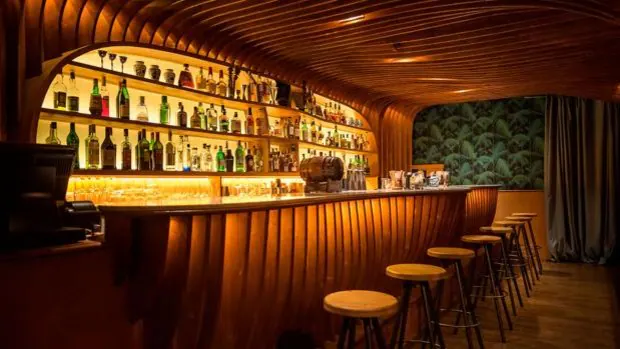 Los diez mejores bares para tomar cócteles en España