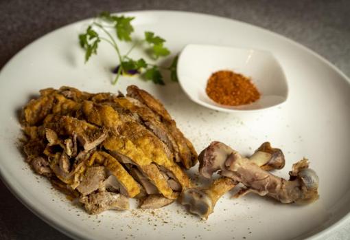 Cordero asado al estilo de Mongolia en El Bund de Madrid