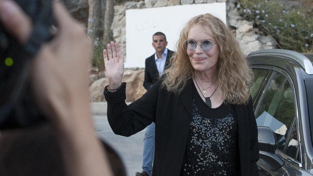 Mia Farrow se defiende de los rumores sobre la muerte de tres de sus catorce hijos