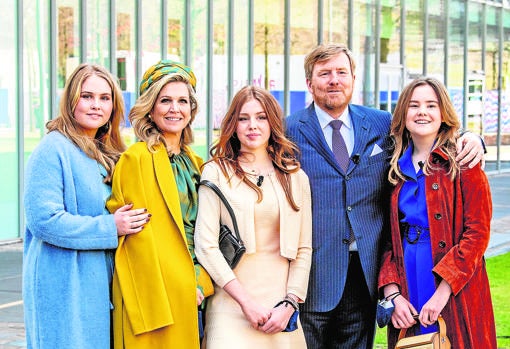 Último posado familiar con motivo del 54 cumpleaños del Rey Guillermo Alejandro