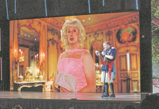 Los Morancos: «Los políticos cada día nos lo ponen más a huevo»