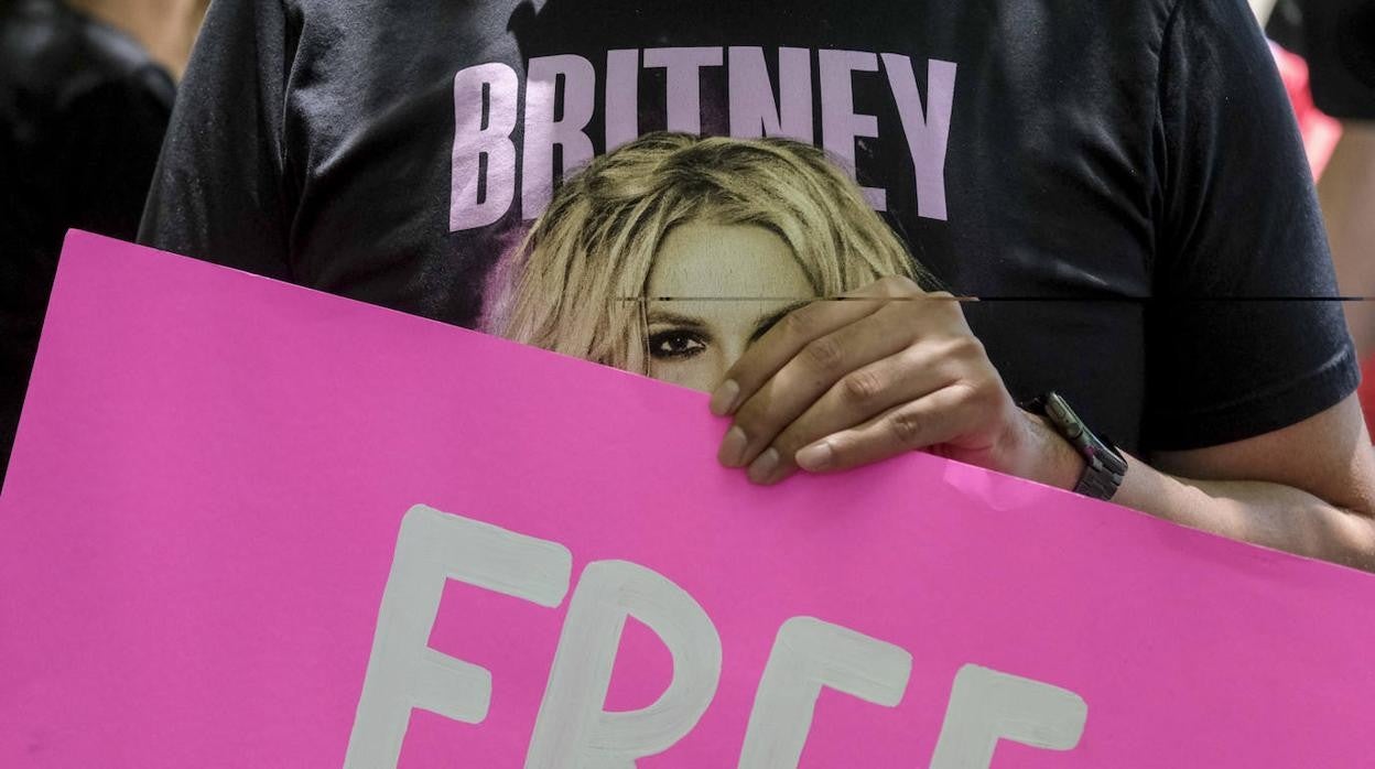 Britney Spears desesperada pide que le devuelvan su libertad