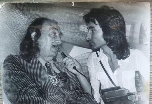 Parada entrevistando a Salvador Dalí en Cadaqués
