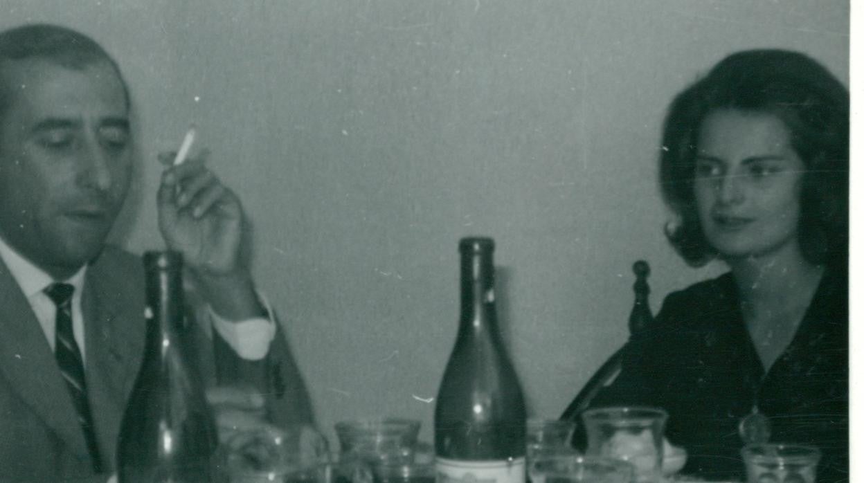 Las 79 cartas de amor de la musa de la Transición al jefe de los espías