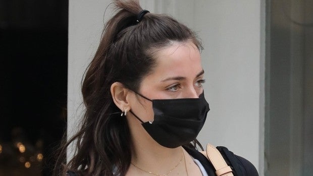 Ana de Armas crea un perfume personalizado en Los Ángeles