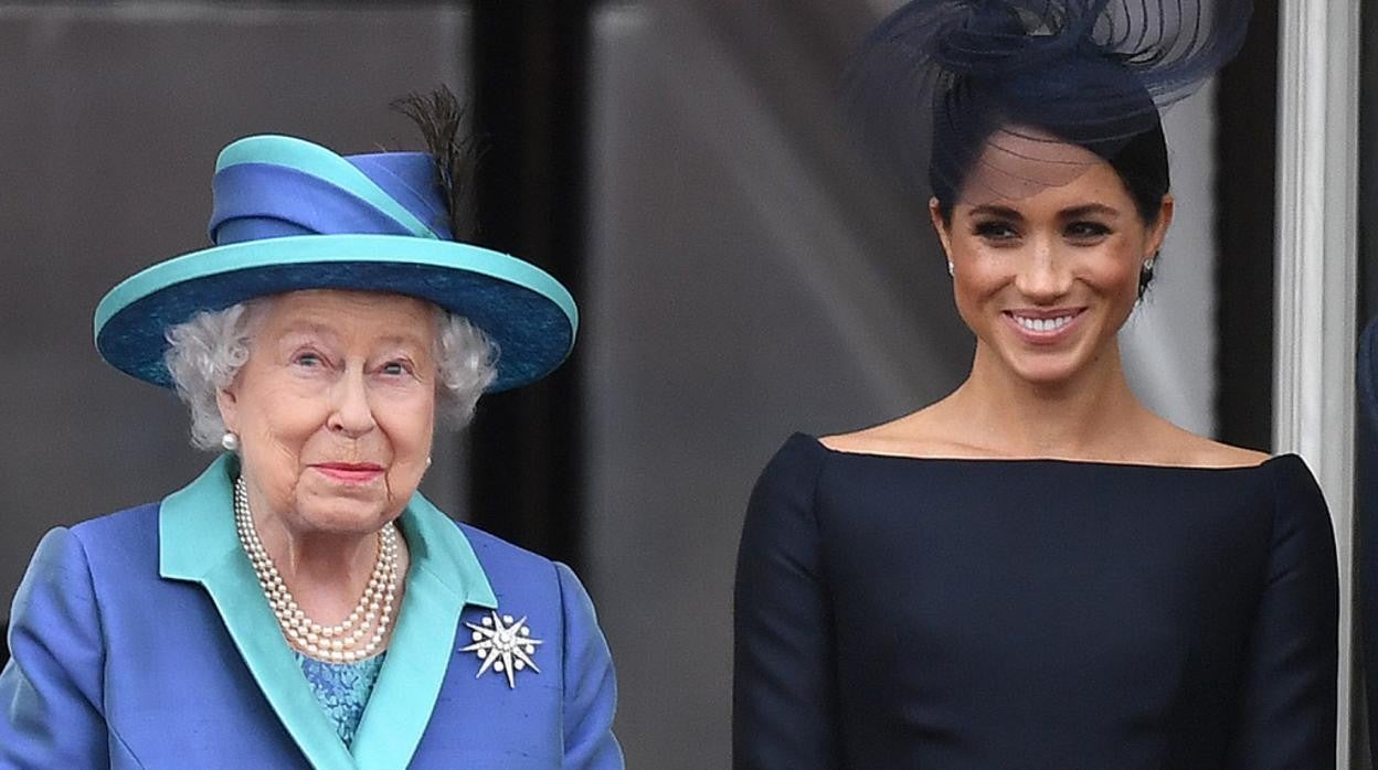 La Reina Isabel II y Meghan Markle