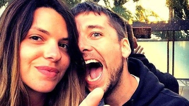 Laura Matamoros felicita a Benji Aparicio con esta avalancha de fotos inéditas