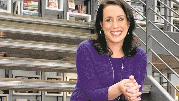 Julia Quinn, la autora que cambió Medicina por ‘Los Bridgerton’