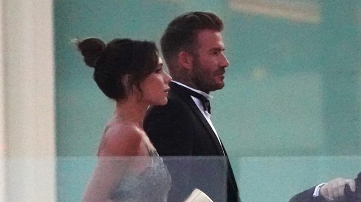 Victoria y David Beckham durante la ceremonia