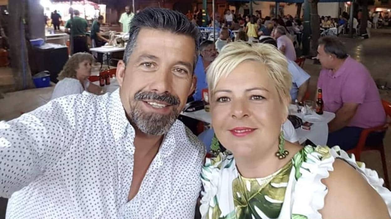 Jose Luis Losa y su mujer en una fotografía que compatieron en redes